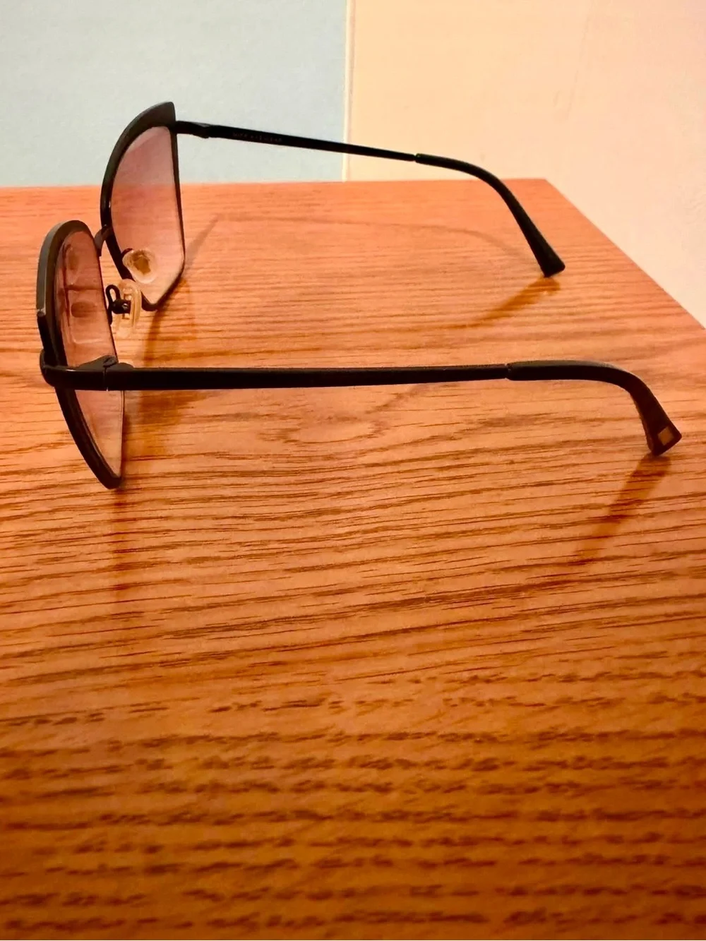 DIFF Becky Mirrored Sunglasses